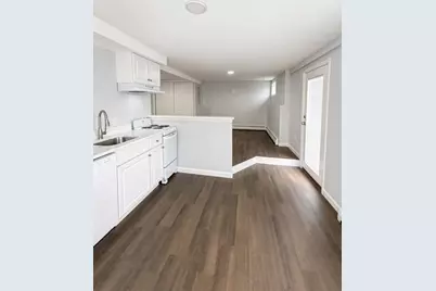 9 Avon Pl #1, Haverhill, MA 01832 - Photo 3