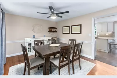 135 Lawndale Rd, Mansfield, MA 02048 - Photo 17