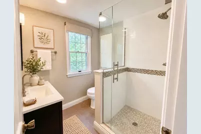 135 Lawndale Rd, Mansfield, MA 02048 - Photo 23