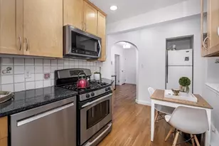 37 Commonwealth Ave, Newton, MA 02467 - Photo 3