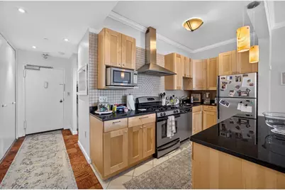 2 Hawthorne Place #17G, Boston, MA 02114 - Photo 5