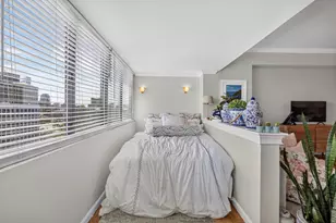 2 Hawthorne Pl, Boston, MA 02114 - Photo 7