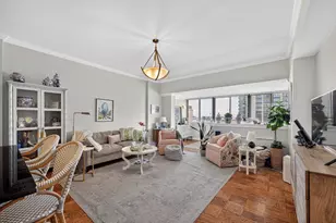 2 Hawthorne Pl, Boston, MA 02114 - Photo 3