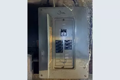 14-16 Revere St, Springfield, MA 01108 - Photo 33