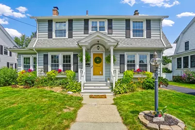 174 Hopkins Pl, Longmeadow, MA 01106 - Photo 1