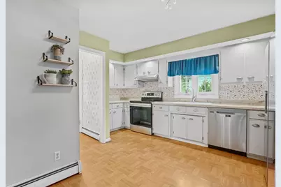174 Hopkins Pl, Longmeadow, MA 01106 - Photo 15