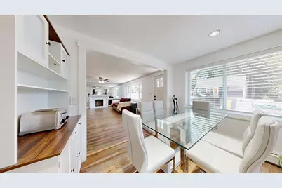 28 Deforest St, Boston, MA 02136 - Photo 9