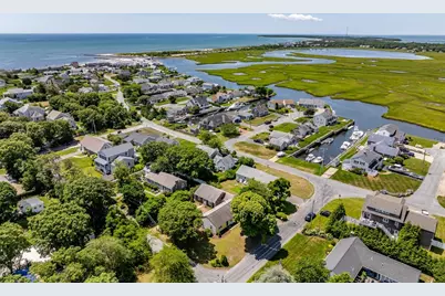 11 Gateway St #1, Yarmouth, MA 02664 - Photo 5