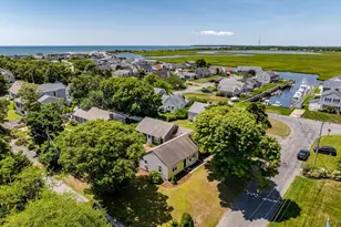 11 Gateway St, Yarmouth, MA 02664 - Photo 1