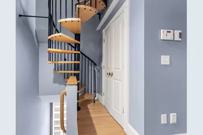 180 Prospect St #7, Gloucester, MA 01930 - Photo 19