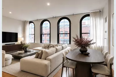 346 Congress St #518, Boston, MA 02210 - Photo 1