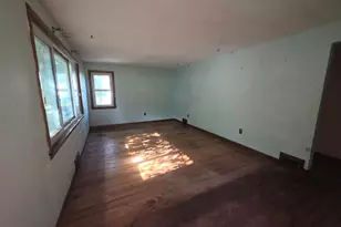 20 Deborah St, Palmer, MA 01069 - Photo 5