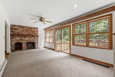 686 Scott Rd, Fitchburg, MA 01420 - Photo 11