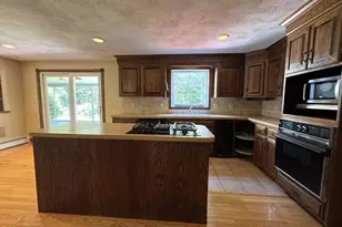 61 Carlton Ln, North Andover, MA 01845 - Photo 3
