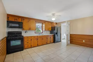 11A Gateway St, Yarmouth, MA 02664 - Photo 9