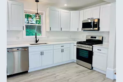 164 Ashburnham St #2, Fitchburg, MA 01420 - Photo 3