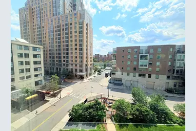 2 Earhart #524, Cambridge, MA 02141 - Photo 15