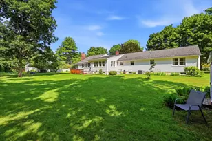 20 Hickory Ln, Hampden, MA 01036 - Photo 9