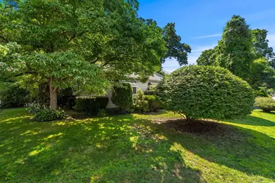 187 Havilah St, Lowell, MA 01852 - Photo 25