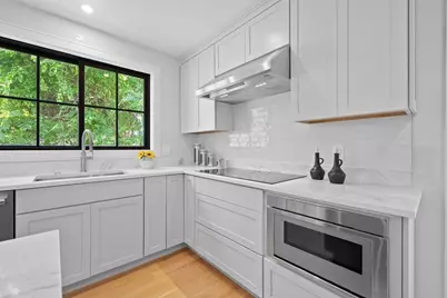 16 Curtis St #1, Somerville, MA 02144 - Photo 3