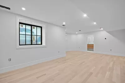 16 Curtis St #1, Somerville, MA 02144 - Photo 9