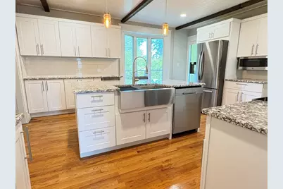 110 Darling Street, Springfield, MA 01151 - Photo 11