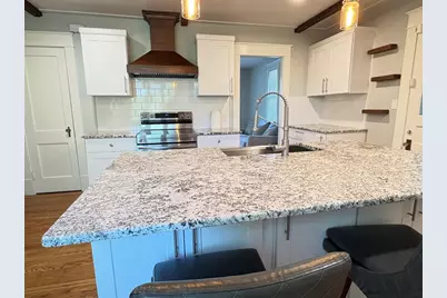 110 Darling Street, Springfield, MA 01151 - Photo 9