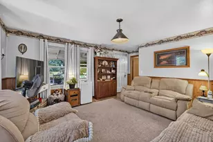 425 Old Somerset Ave, Dighton, MA 02764 - Photo 21