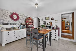 425 Old Somerset Ave, Dighton, MA 02764 - Photo 15