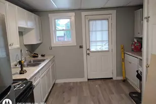 60 Pulaski St, Ware, MA 01082 - Photo 5
