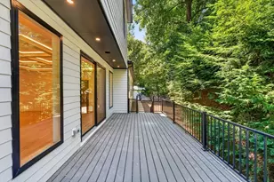 23 Lantern Ln, Arlington, MA 02474 - Photo 7