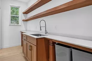 23 Lantern Ln, Arlington, MA 02474 - Photo 13