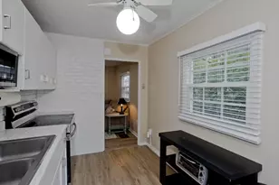 29 Lawnwood Ave, Longmeadow, MA 01106 - Photo 9