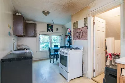 10 Revere St, Springfield, MA 01108 - Photo 19