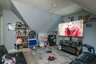 10 Revere St, Springfield, MA 01108 - Photo 21