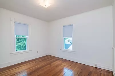 10 Revere St, Springfield, MA 01108 - Photo 9