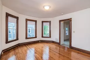 10 Revere St, Springfield, MA 01108 - Photo 3