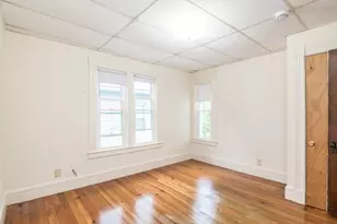 10 Revere St, Springfield, MA 01108 - Photo 7
