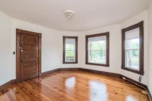 10 Revere St, Springfield, MA 01108 - Photo 5