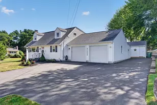 81 Juniper Dr, Norwood, MA 02062 - Photo 1