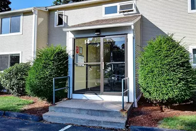 14 Arbor Way #B, Holyoke, MA 01040 - Photo 1