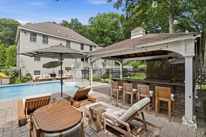 112 Aldrich Rd, Wilmington, MA 01887 - Photo 3