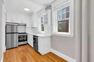 122 Riverway, Boston, MA 02215 - Photo 1