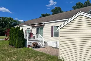 2 Settlers Rd, Taunton, MA 02780 - Photo 3