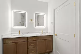 27 Shepard St, Boston, MA 02135 - Photo 21