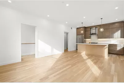 27 Shepard St #2, Boston, MA 02135 - Photo 9