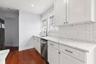 1008 Winthrop Ave, Revere, MA 02151 - Photo 7