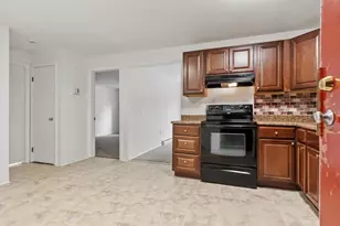 56 Edgeworth, Worcester, MA 01605 - Photo 3