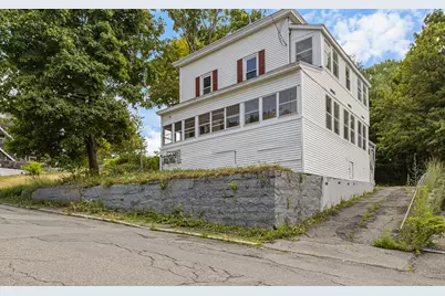 9 Martel St, Fitchburg, MA 01420 - Photo 3