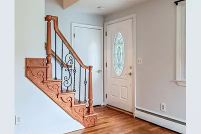 253 Central St, Hudson, MA 01749 - Photo 5